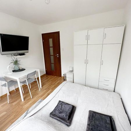 Anielewicza 26 Rooms Varşova Dış mekan fotoğraf
