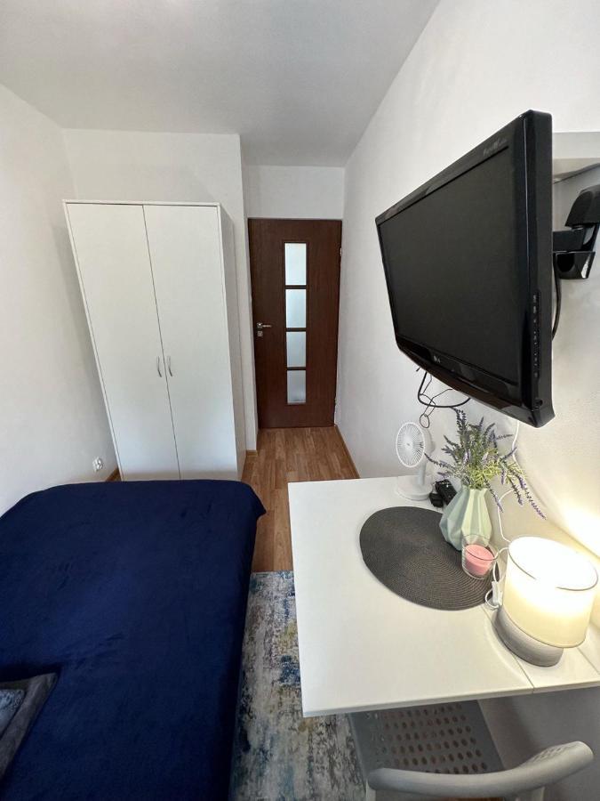 Anielewicza 26 Rooms Varşova Dış mekan fotoğraf